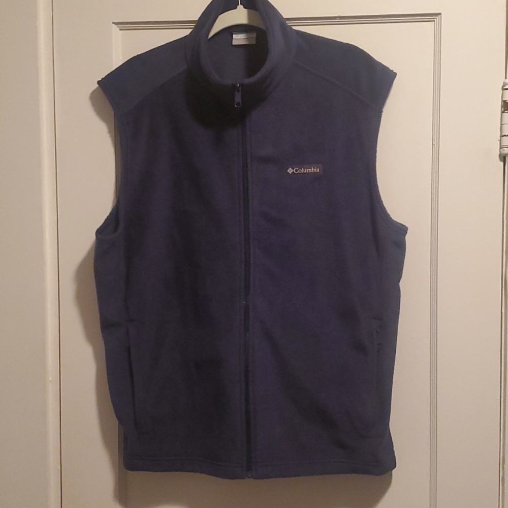 Columbia Men's Vest, sz L, navy blue
